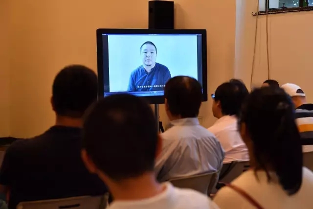 上海的都会更新，，，地标性修建