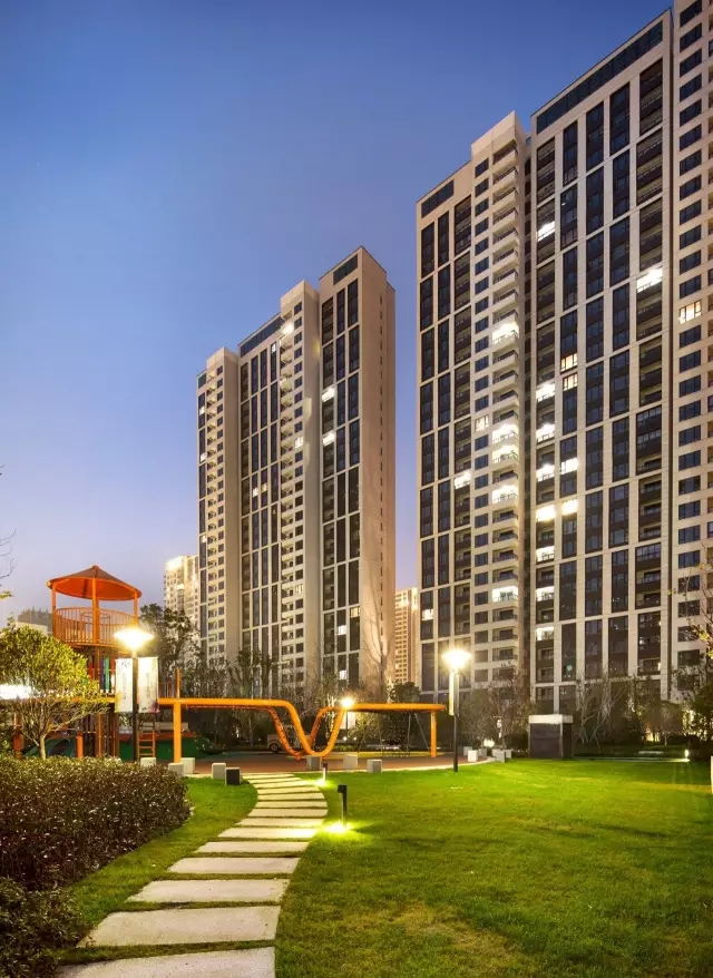 上海瑞虹新城九号地块·怡庭，*获得奖项：提名奖-栖身修建类