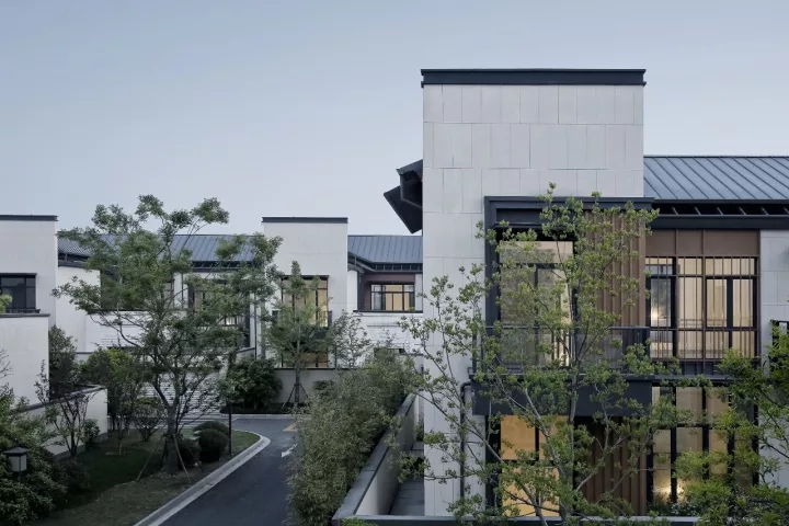 庭院、、修建与内部蹊径的关系